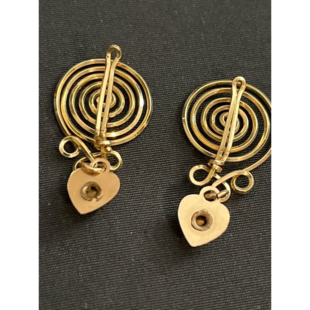 Antique Vitg Gold Swirl Earrings & Brooch with Heart Pendants 3 piece Set 3.1g - Picture 4 of 8